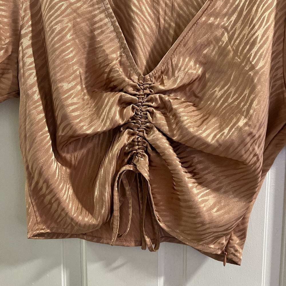 Forever 21 Rose Ruffled Drawstring Top, Medium - Picture 5 of 6